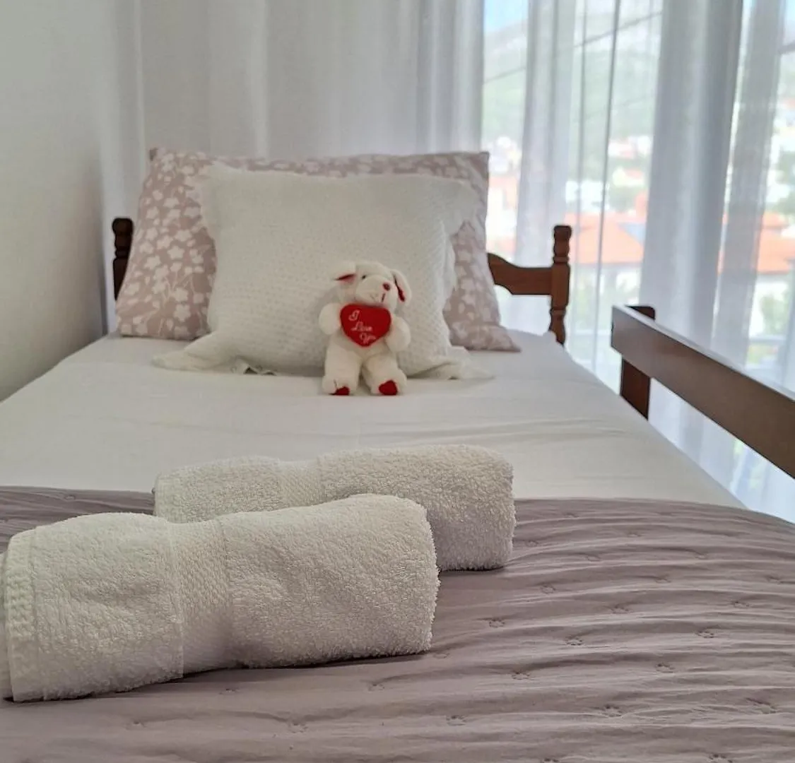 Apartmani I & J Seric Seget Vranjica 0*,  Kroatien